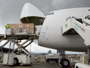 Lion Cargo Soekarno Hatta: Jasa Cargo Murah Aman Terpercaya